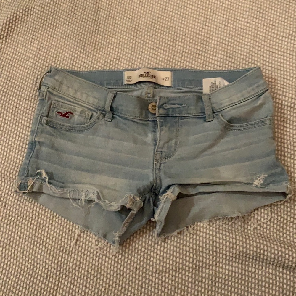 00 Hollister Shorts